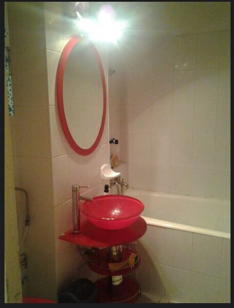 Titan - Auchan Titan, garsoniera bloc mixt